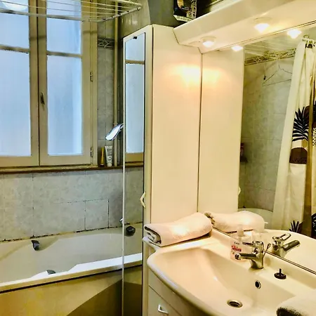 Parisien 15e Apartment